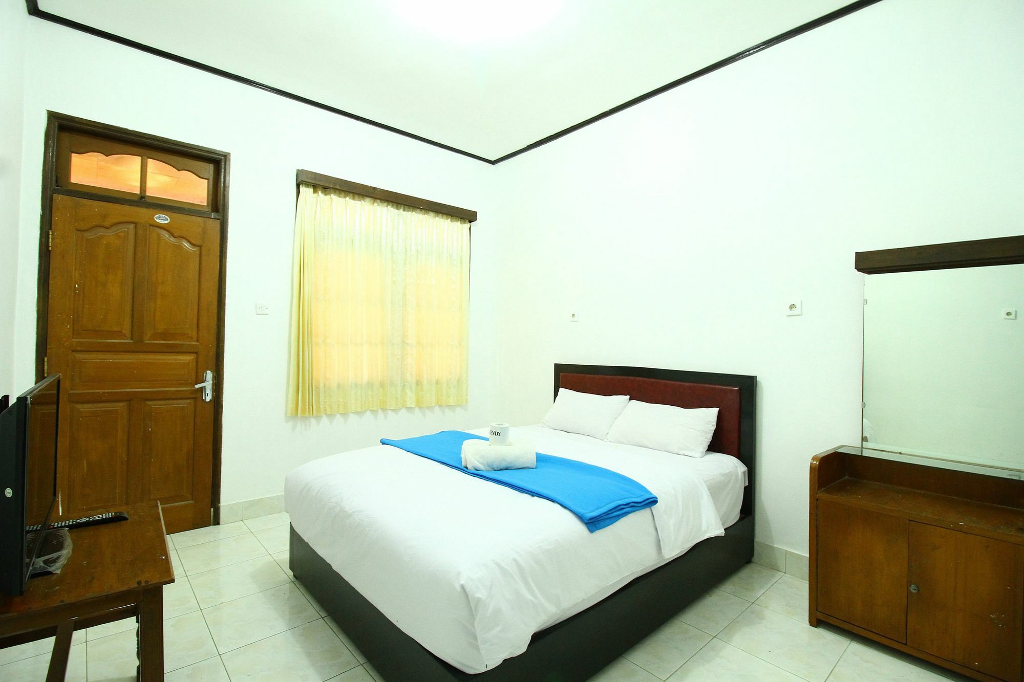 Dua Dara Inn Kuta Legian Kültér fotó