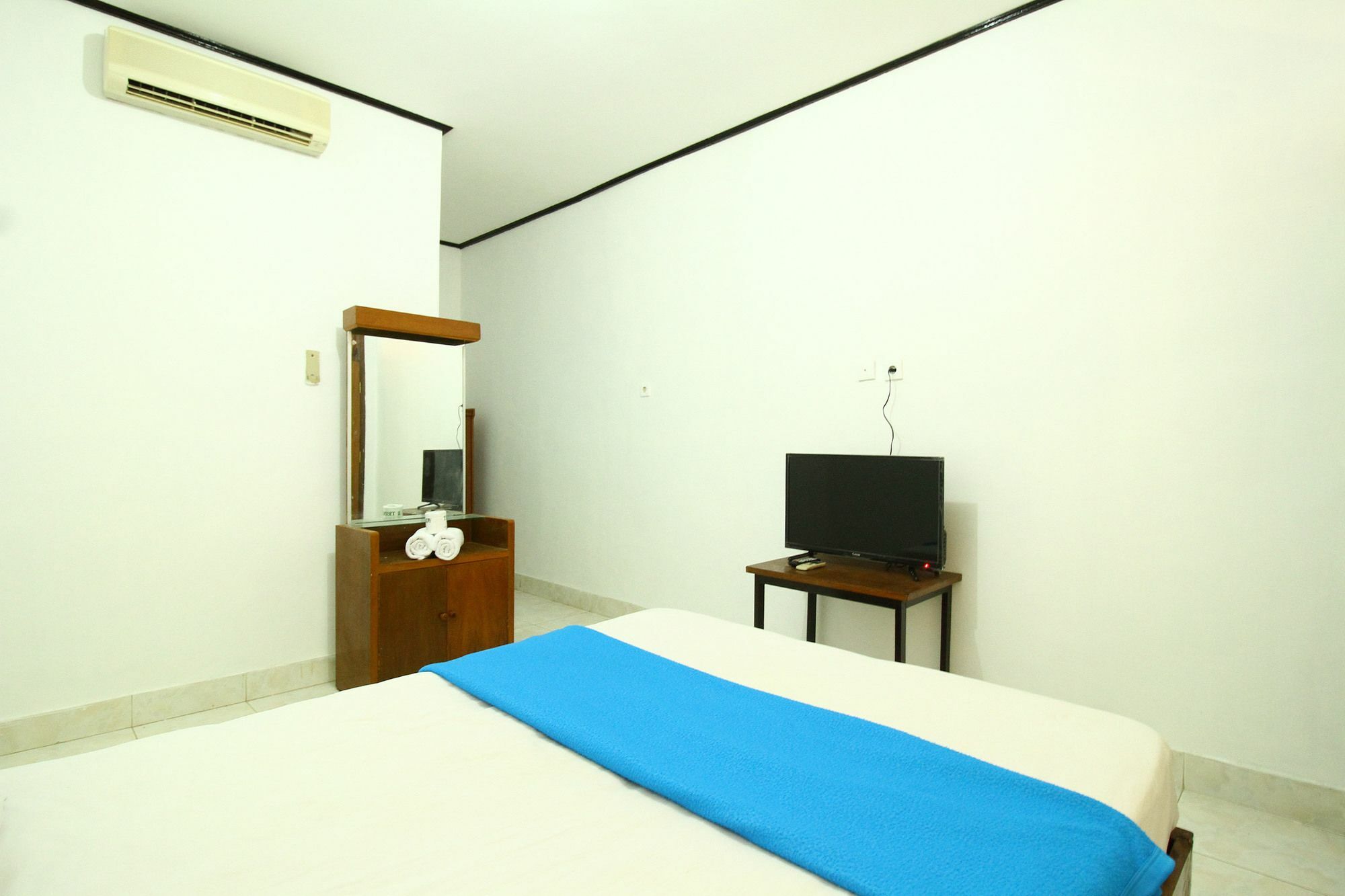 Dua Dara Inn Kuta Legian Kültér fotó
